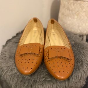 Brown flats